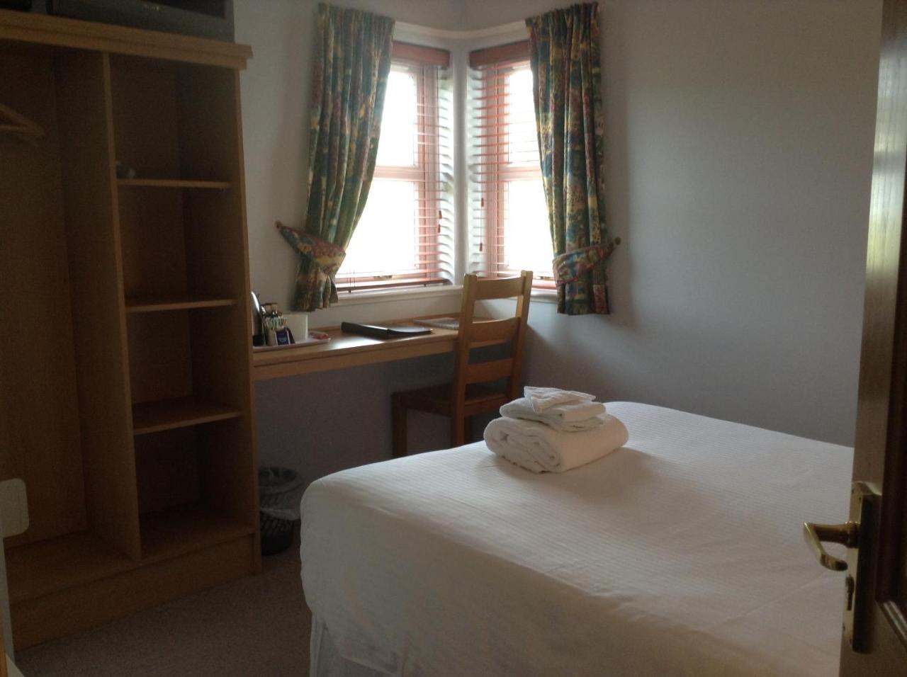 Trotternish B&B Kingsburgh Buitenkant foto