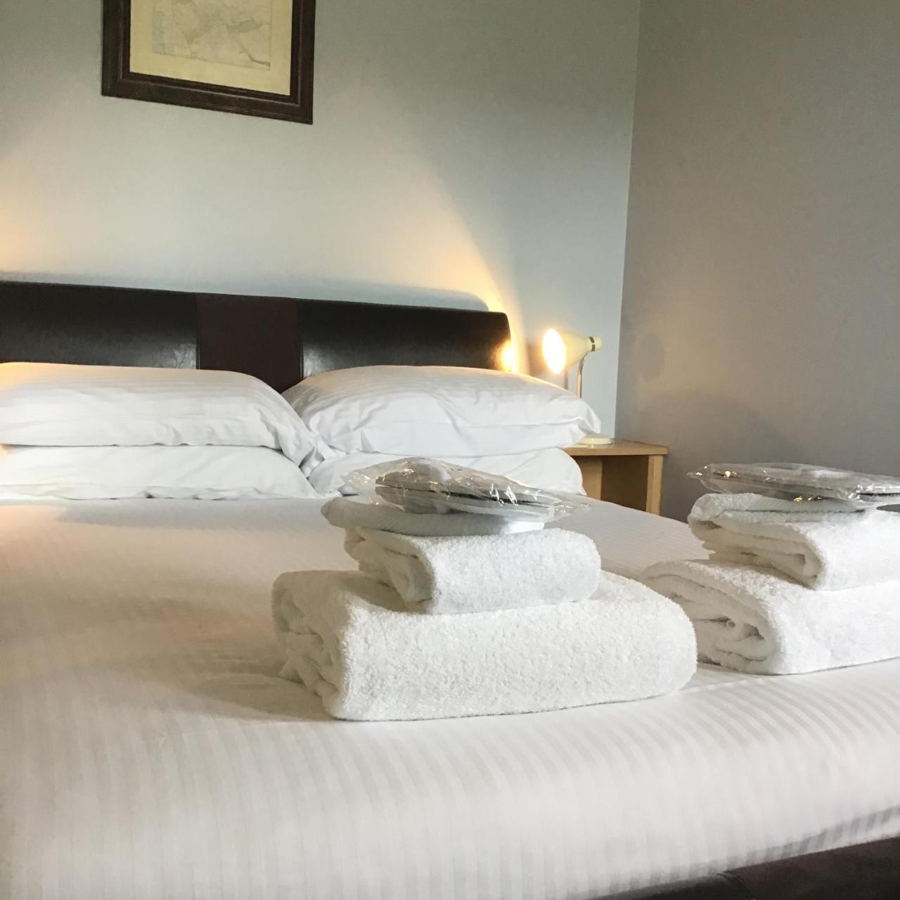 Trotternish B&B Kingsburgh Buitenkant foto